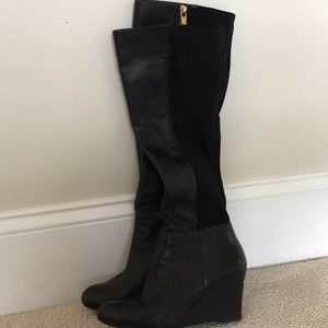 Women's wedge boots